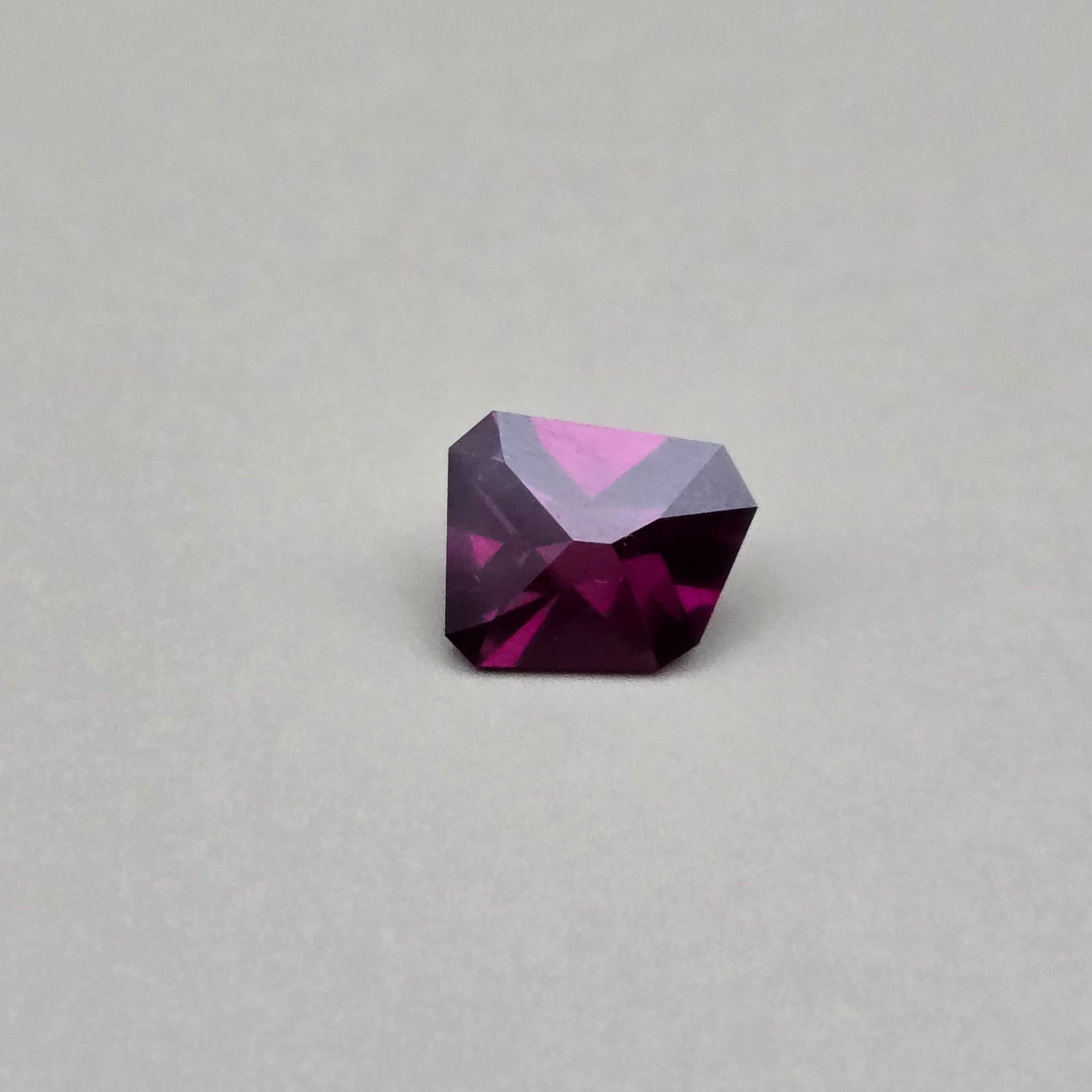 1.45ct Rhodolite Garnet